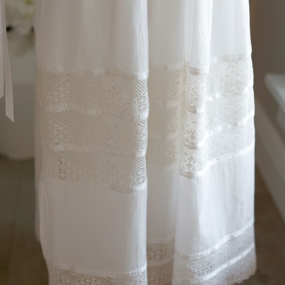 Strasburg Dress ORIGINAL White Heirloom Bella Collection Flower Girl LIKE NEW!! - Picture 5 of 11